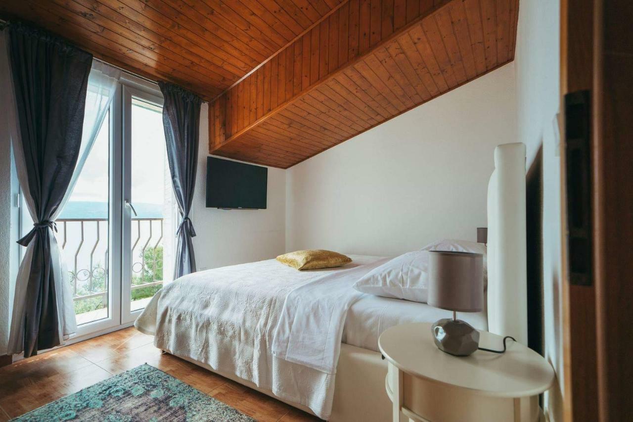 Apartments Juric Целина Екстериор снимка
